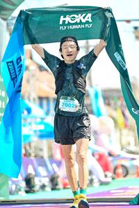 BIB: 7002
                            <button type="button" onclick="openModal(24887580)" class="btn btn-primary btn-sm float-right btn-popup" data-toggle="modal" data-target=".modal-high-quality">
                        <i class="fas fa-shopping-cart"></i> Add to Cart
                    </button>
                                            <button type="button" onclick="isThisMe(24887580, true)" class="btn btn-success btn-sm float-right btn-popup btn-isme hidden" data-toggle="tooltip" data-placement="bottom" title="นี่คือรูปของคุณใช่ไหม คลิกที่นี่เพื่อเอาเข้าอัลบั้ม">
                        <i class="fas fa-plus"></i> Add to album
                    </button>
                    <button type="button" onclick="isThisMe(24887580, false)" class="btn btn-warning btn-sm float-right btn-popup btn-isnotme hidden">
                        <i class="fas fa-ban"></i> Remove from album
                    </button>